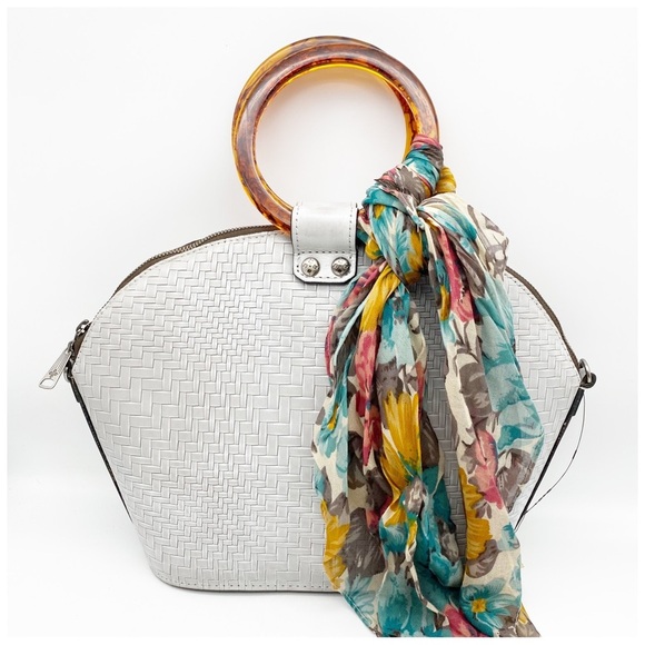 NWT Patricia Nash Meldola Dome Satchel in Light Grey - Picture 3 of 12